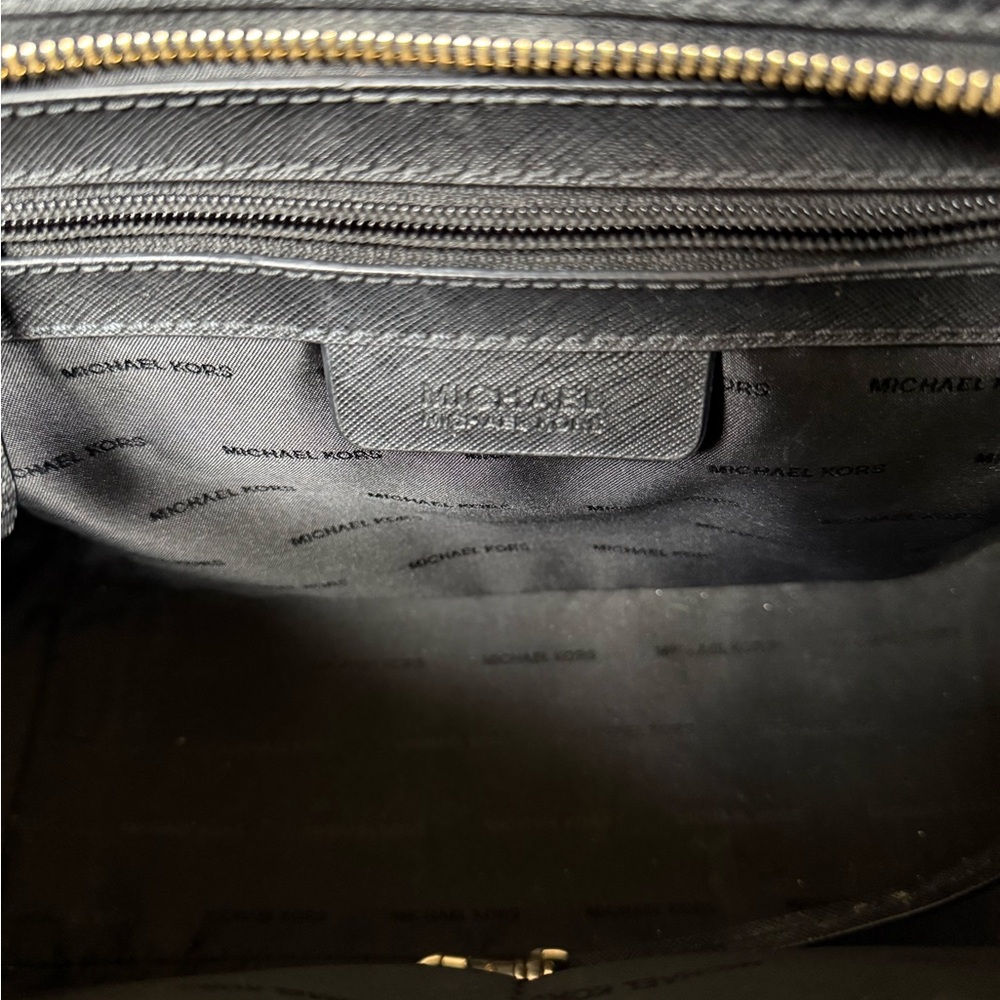 Michael Kors Selma Medium Saffiano Leather Satchel- Black & Gold - Picture 10 of 13